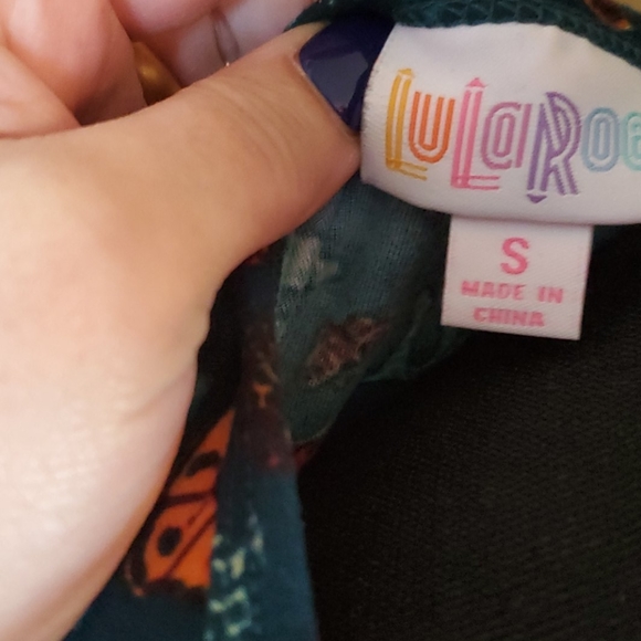 🌷🌷 LuLaRoe tops! New! - Picture 7 of 7